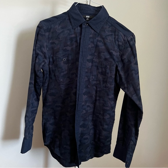 Uniqlo Cotton Camo Buttondown - Picture 2 of 4